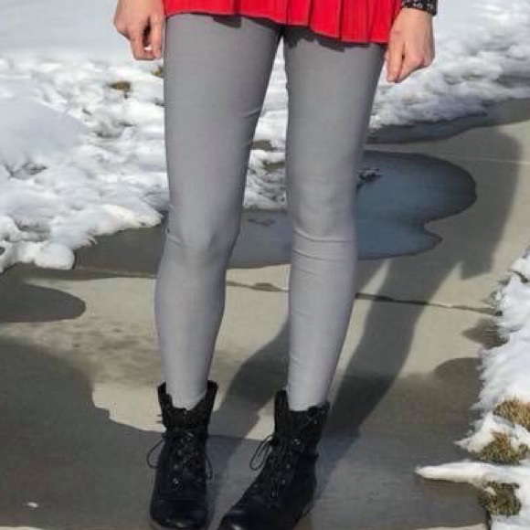 🚨FINAL PRICE DROP🚨A&D Pixie Pants - Picture 4 of 5